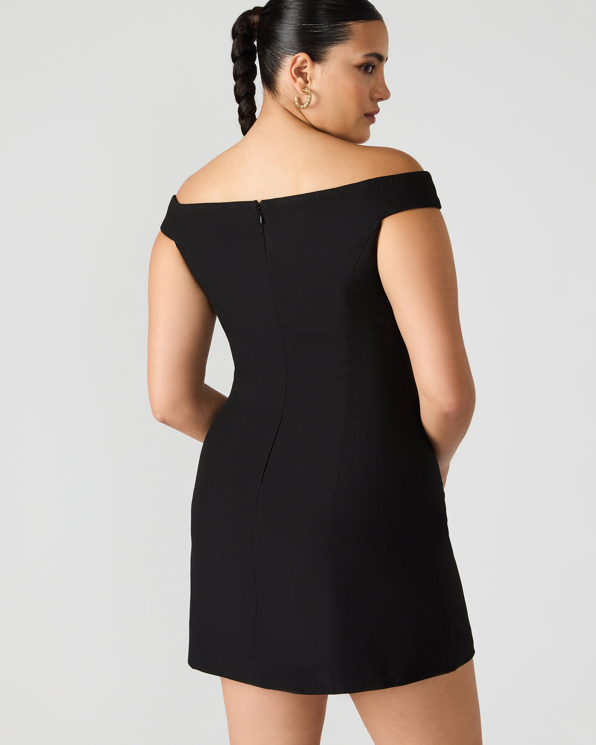 YANA Black Off-The-Shoulder Pleated Women's Dress - Steve Madden