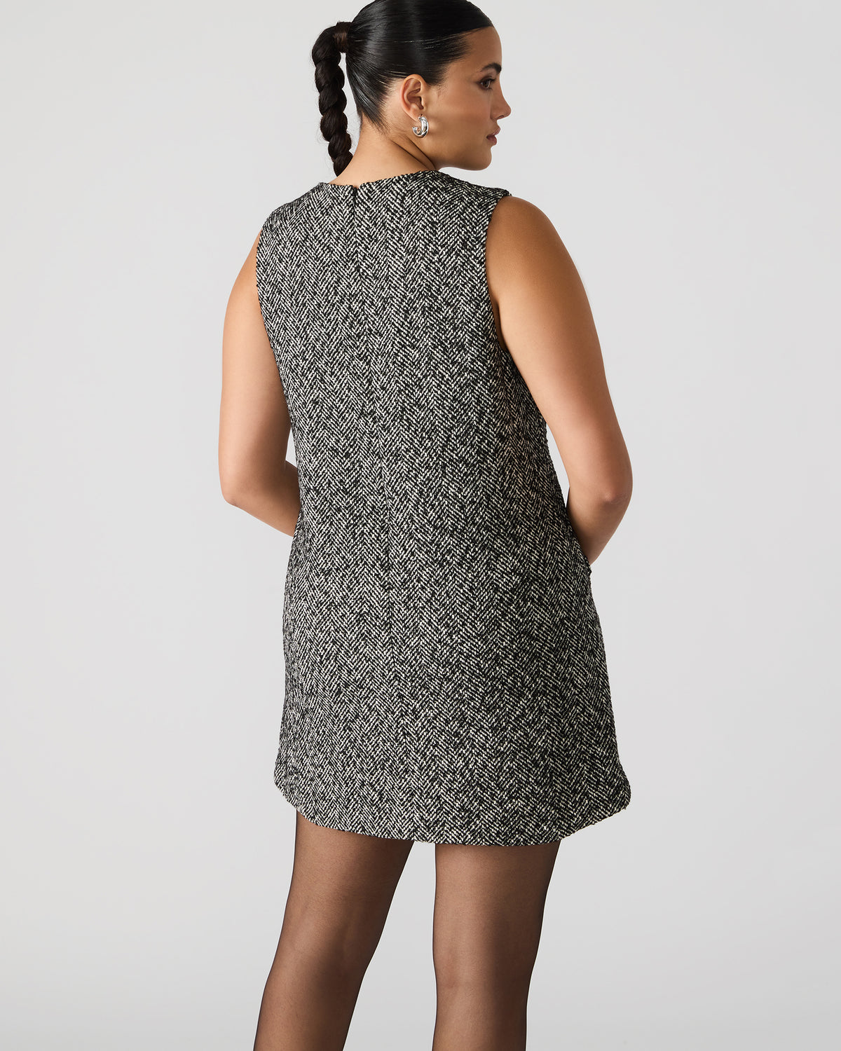 LOUIE Black/White Sleeveless Tweed Mini Women's Dress - Steve Madden