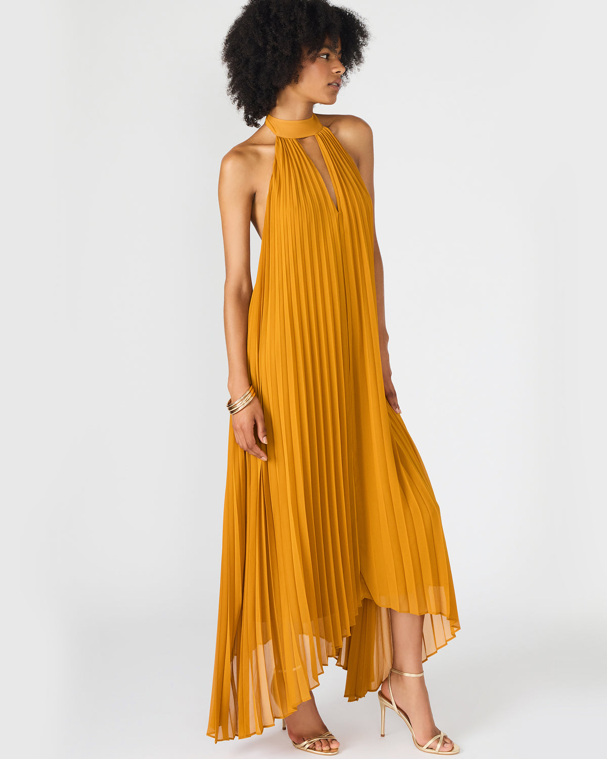 MARAYA Tuscan Gold Flowy Halter Women's Maxi Dress - Steve Madden