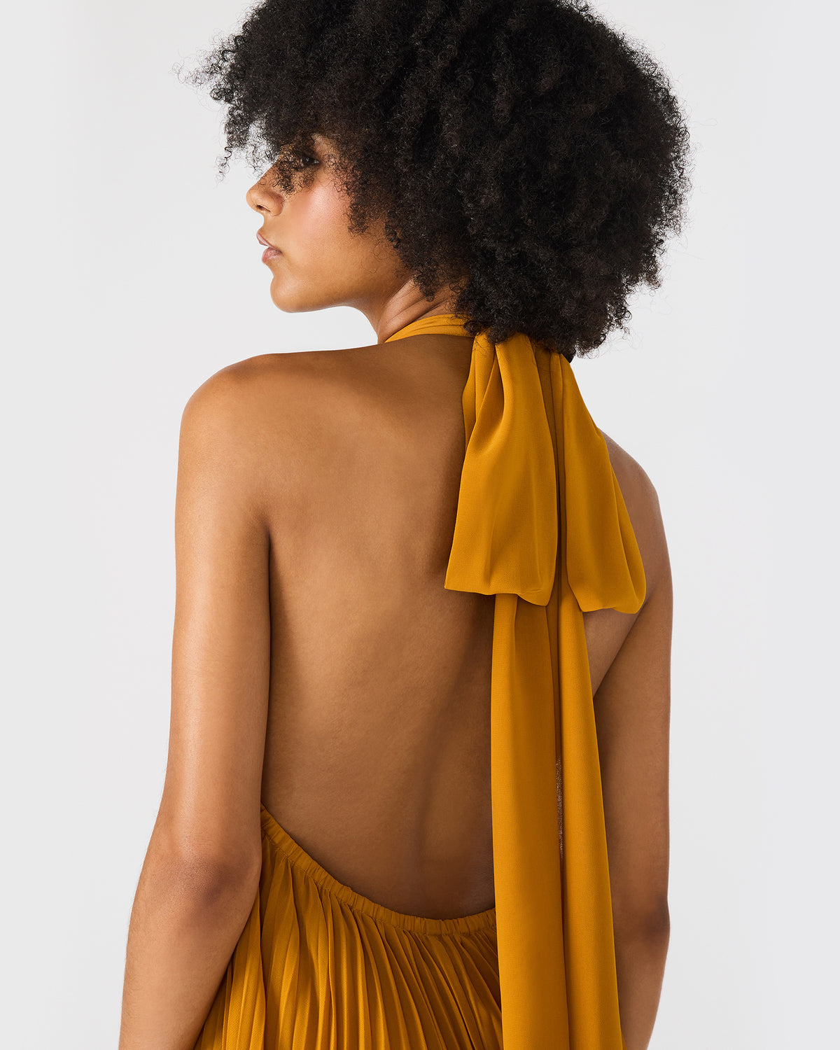 MARAYA Tuscan Gold Flowy Halter Women's Maxi Dress - Steve Madden