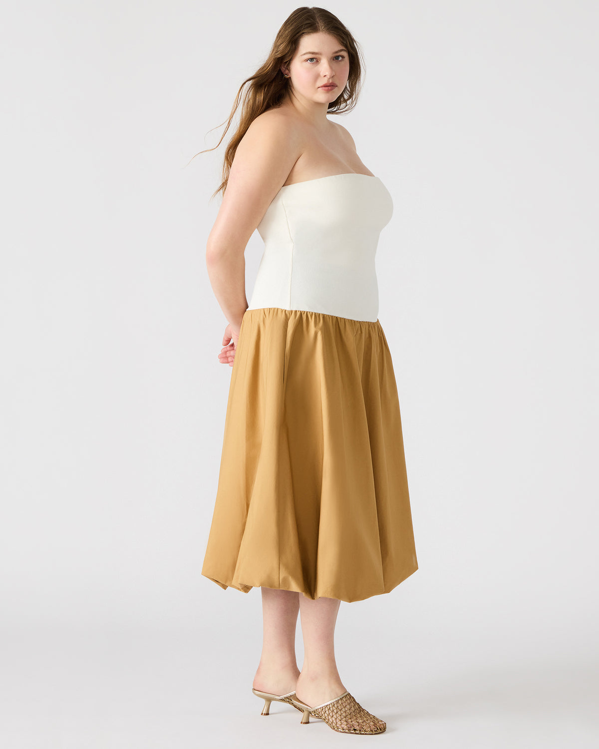 OLIVER Taupe Women's Strapless Midi Bubble Dress - Steve Madden