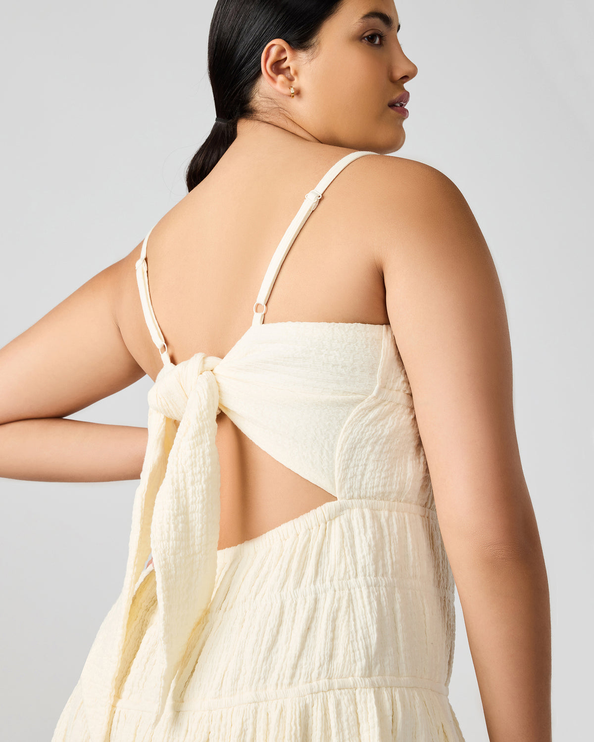 TOBY Ivory Maxi Flowy Bow Women's Dress - Steve Madden