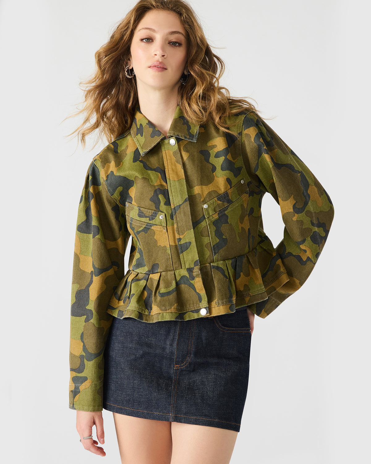 SLOAN Camouflage Long-Sleeved Zip-Up Women's Jacket - Steve Madden