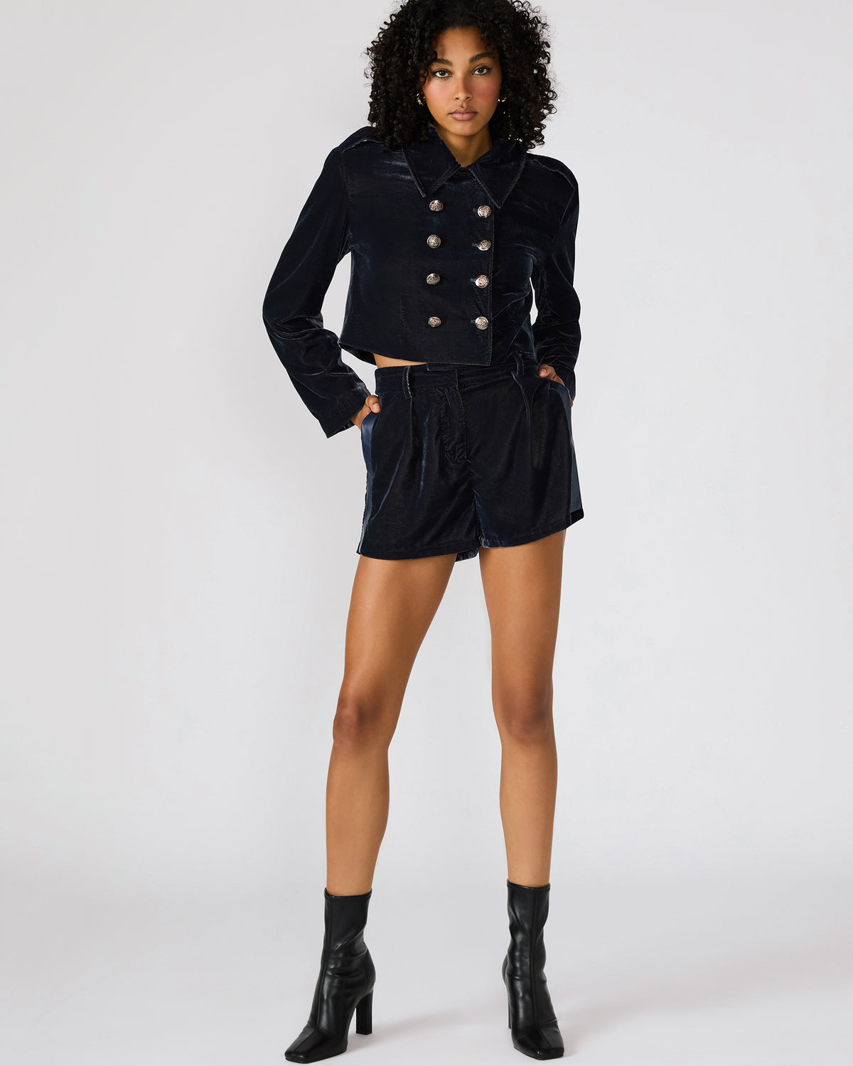 TONIA Indigo Haze Velvet Button-Up Long-Sleeved Women's Blazer Jacket - Steve Madden
