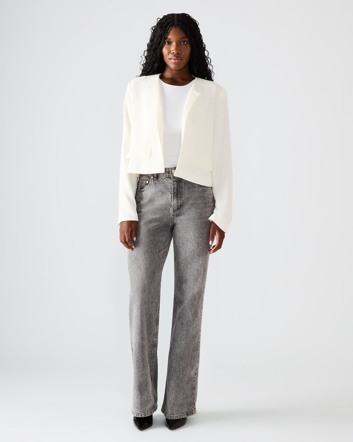SERENEA White Women's Long-Sleeved Open-Front Blazer - Steve Madden