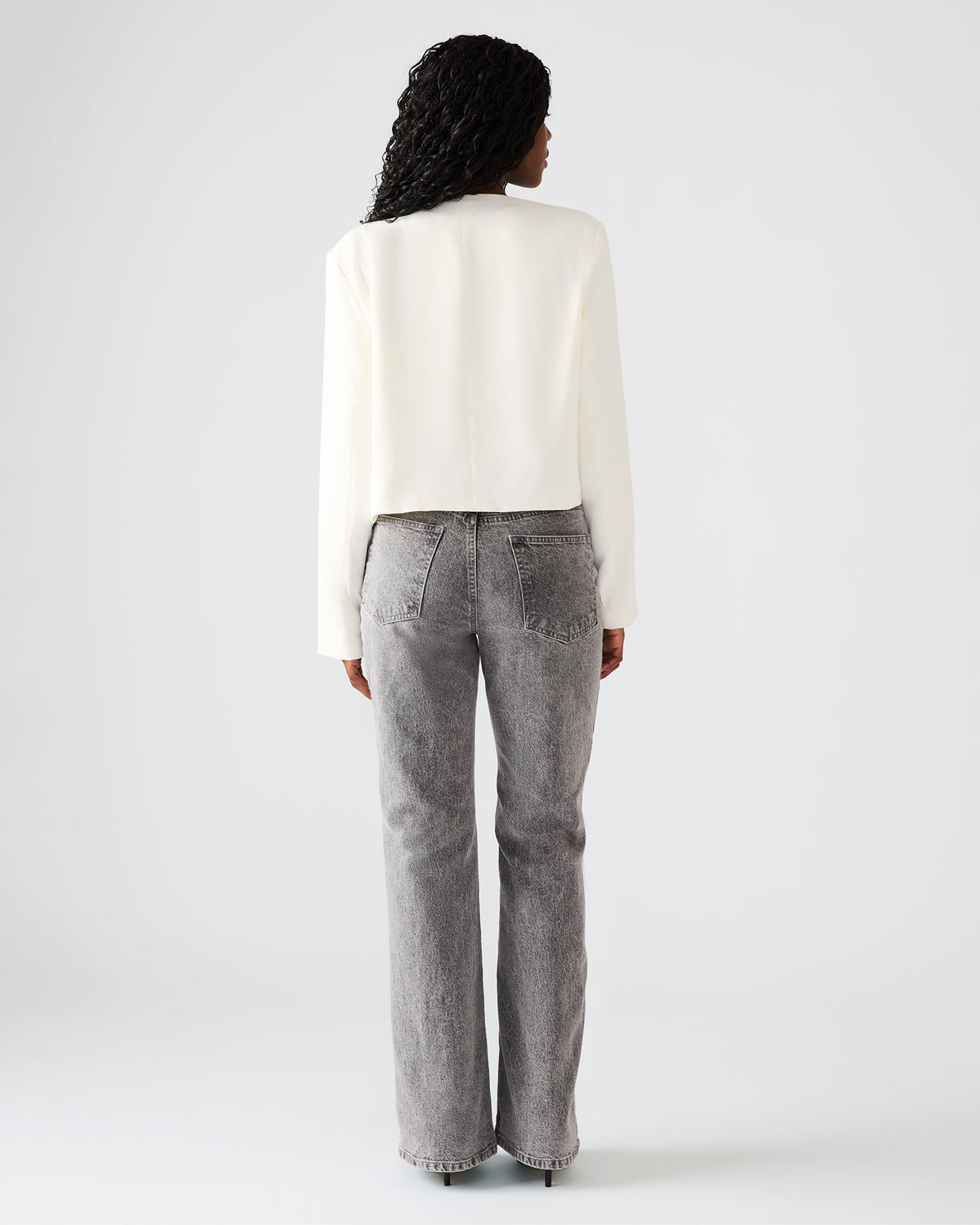 SERENEA White Women's Long-Sleeved Open-Front Blazer - Steve Madden