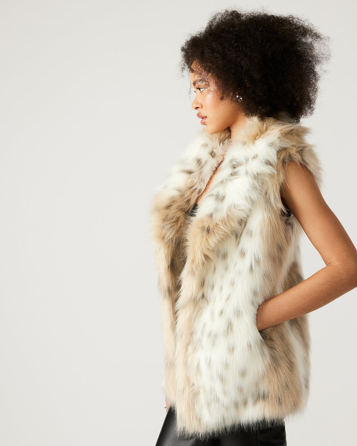 RUBICON Snow Leopard Women's Faux Fur Vest - Steve Madden