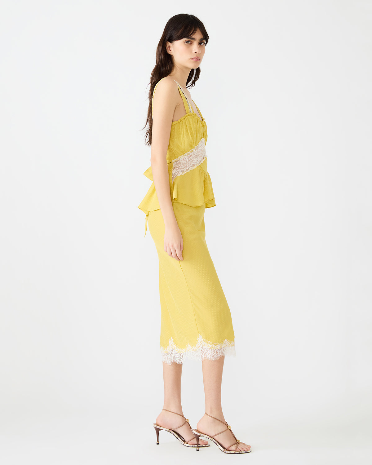CINTHIA Golden Lime Sleeveless Lace Trim Women's Top - Steve Madden