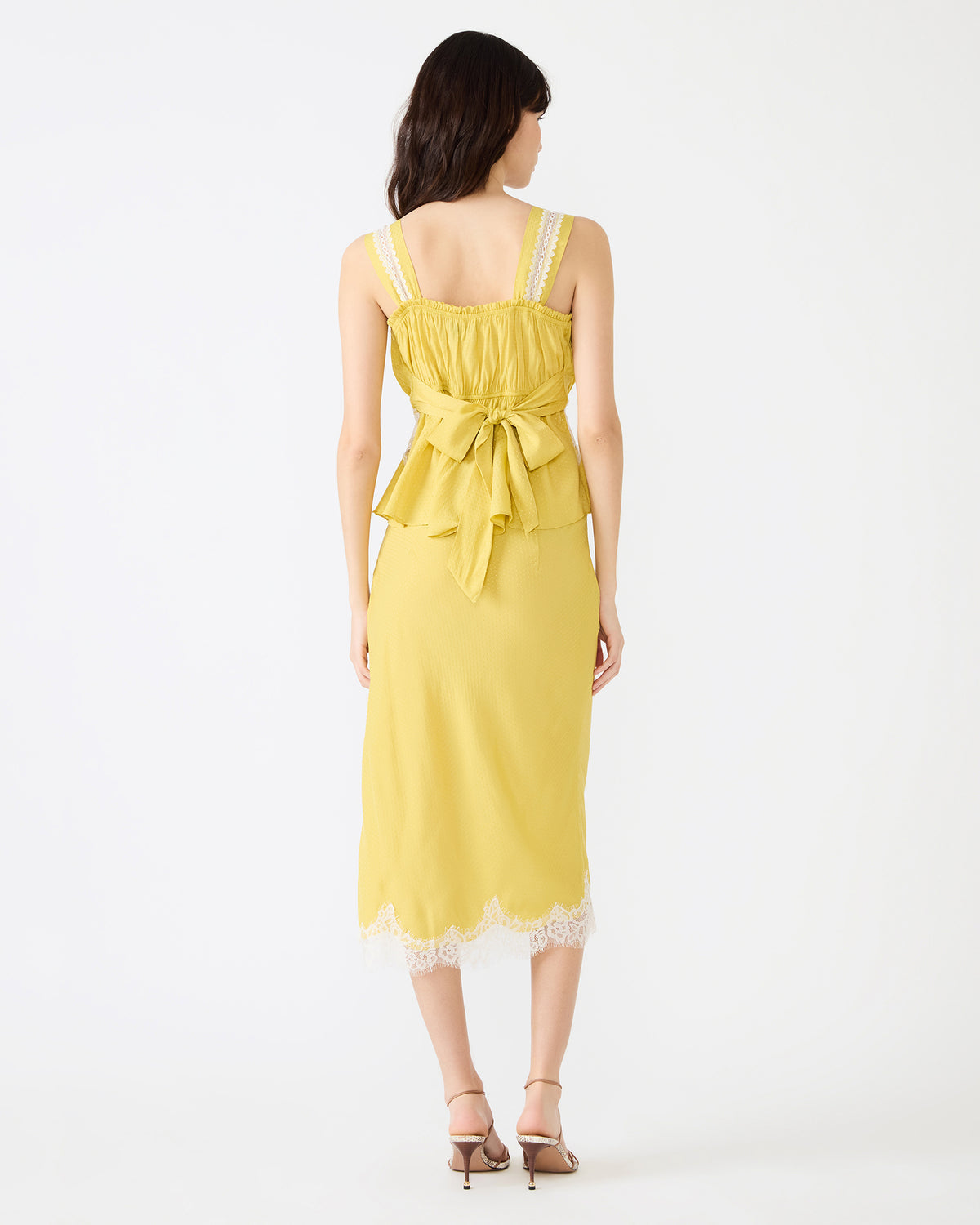 CINTHIA Golden Lime Sleeveless Lace Trim Women's Top - Steve Madden