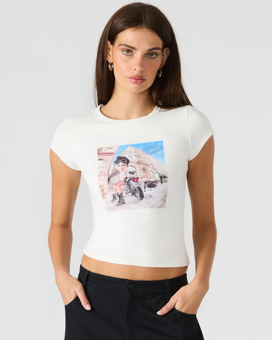 GOLDIE Antique Short-Sleeved Graphic Tee Form-Fitting Women's Top - Steve Madden