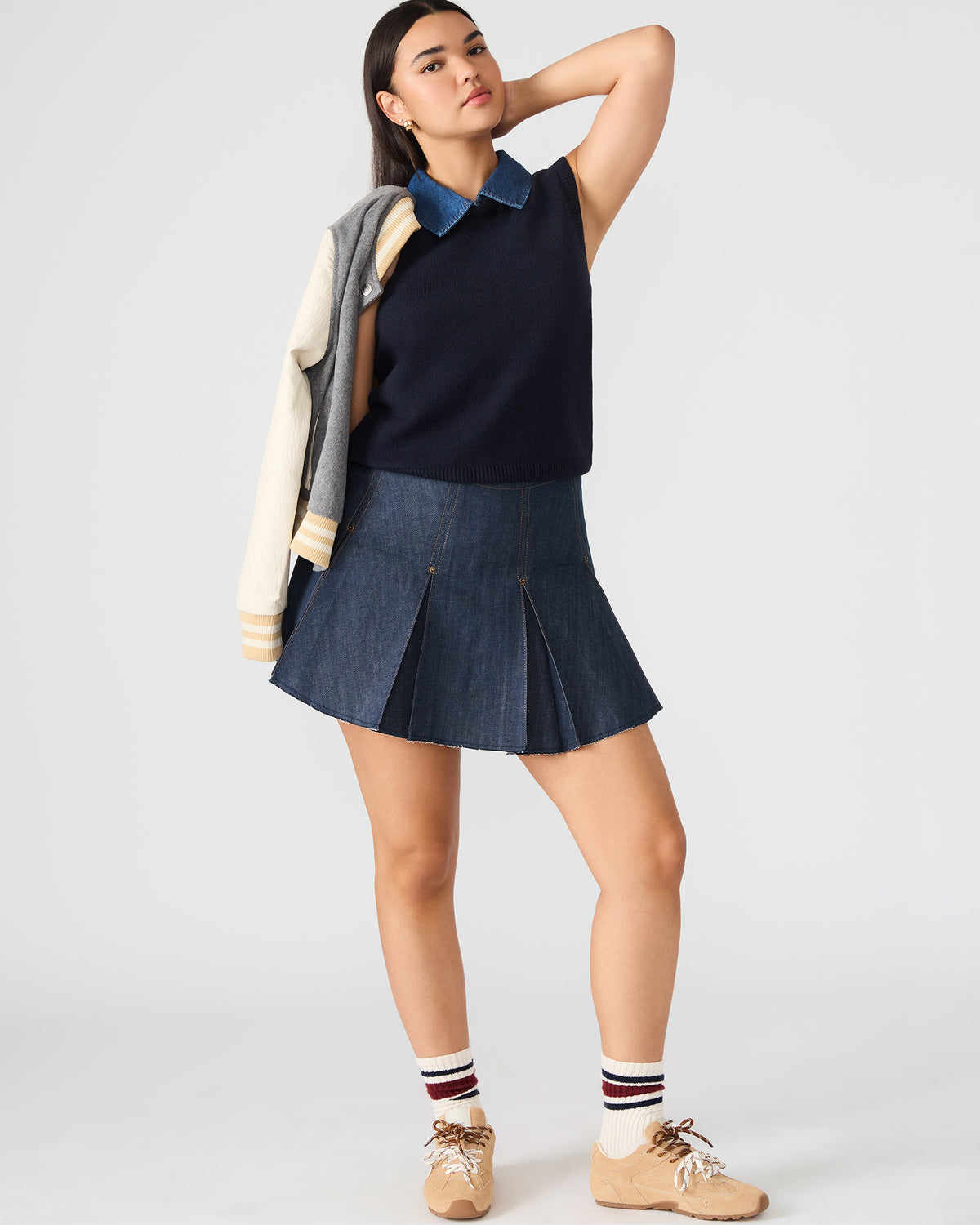 JEANE Sweater Vest Knit Collared Sleeveless Women's Top - Steve Madden