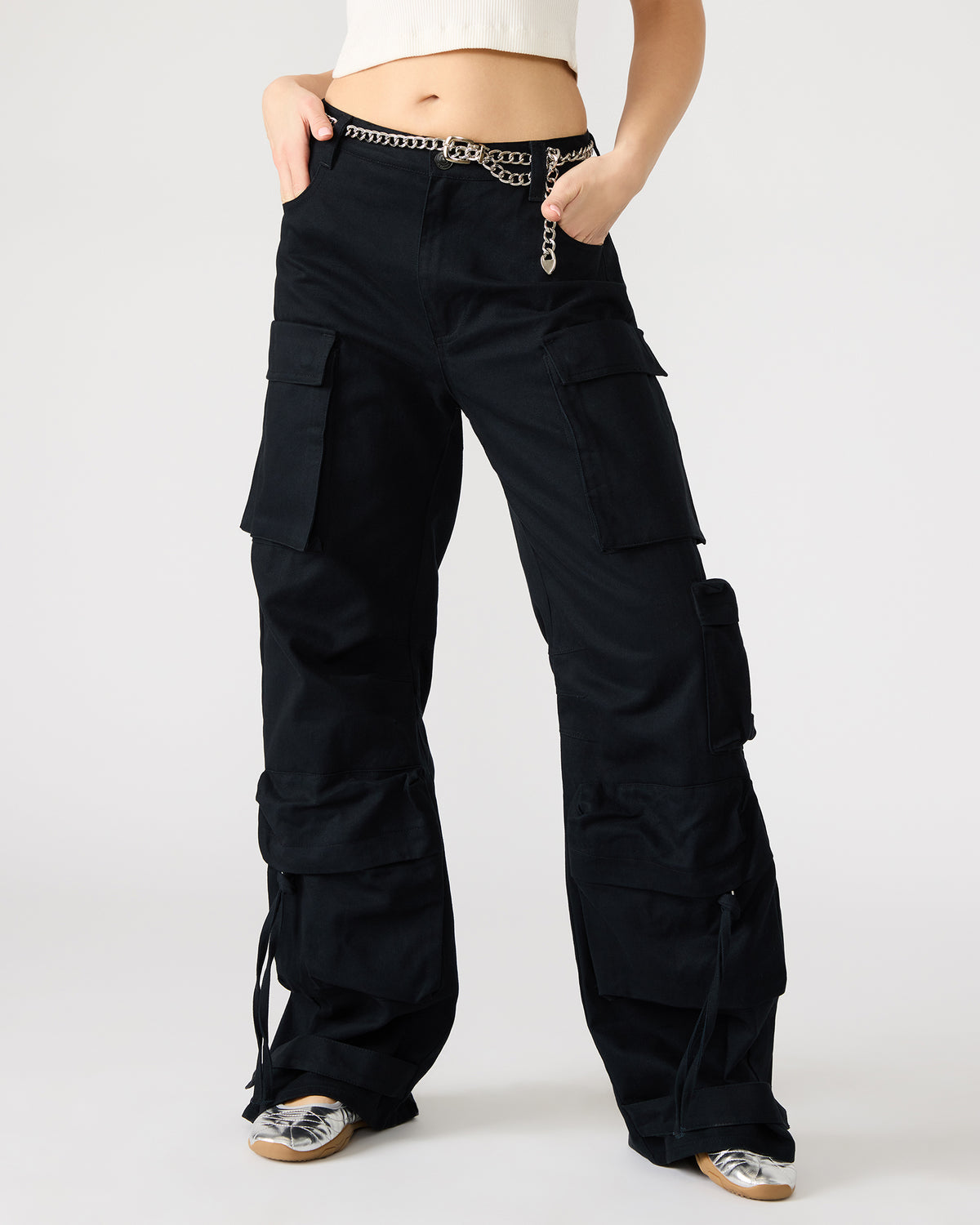 DUO Black Women's Utility Cargo Pants - Steve Madden