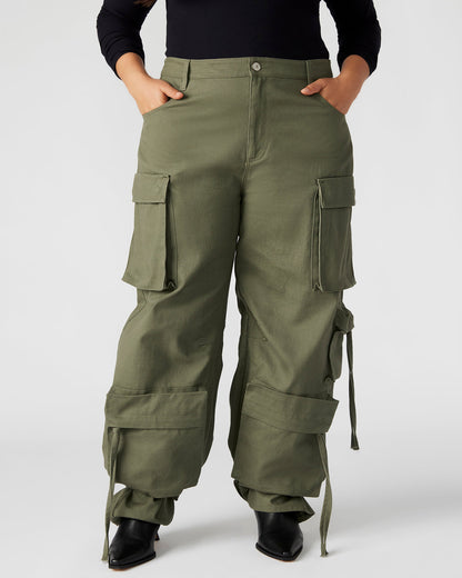 DUO Olive Women's Utility Cargo Pants - Steve Madden