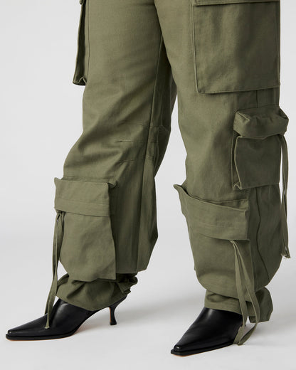 DUO Olive Women's Utility Cargo Pants - Steve Madden