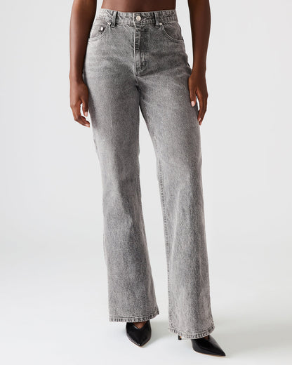 IRYS Fog Denim Straigh-Leg Women's Jean - Steve Madden