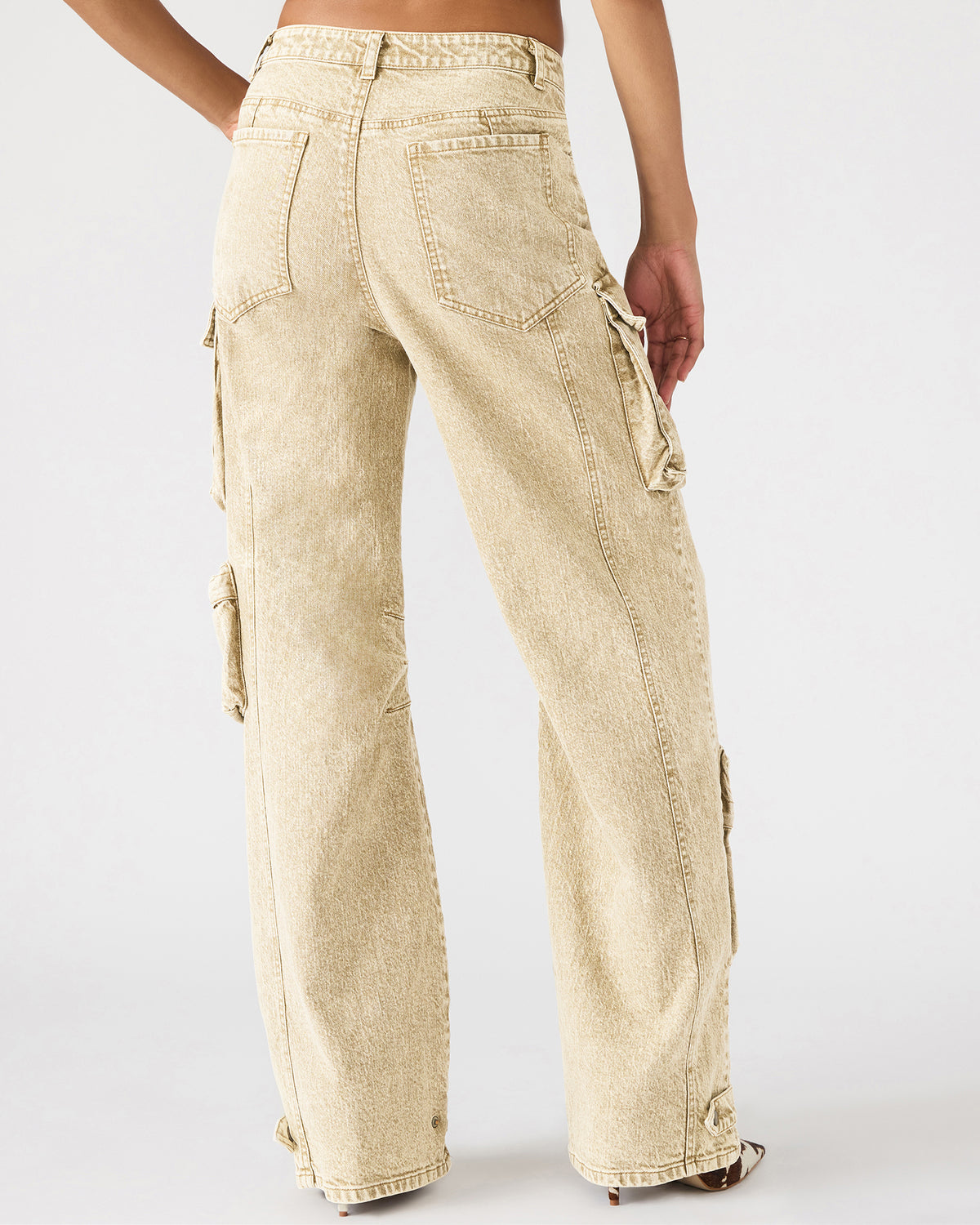 DUO Cafe Au Lait Women's Utility Cargo Pants - Steve Madden