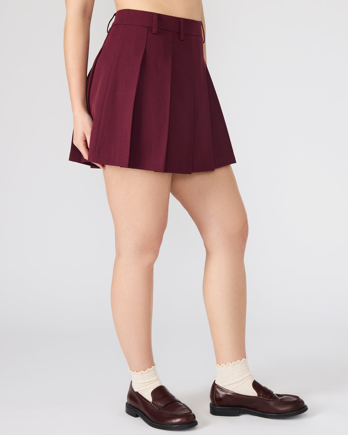 MARGO Wine Pleated Women's Mini Skirt - Steve Madden
