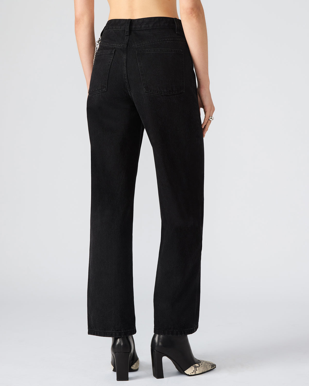 SWIFT Black Wide-Leg Denim Chain Women's Jean - Steve Madden