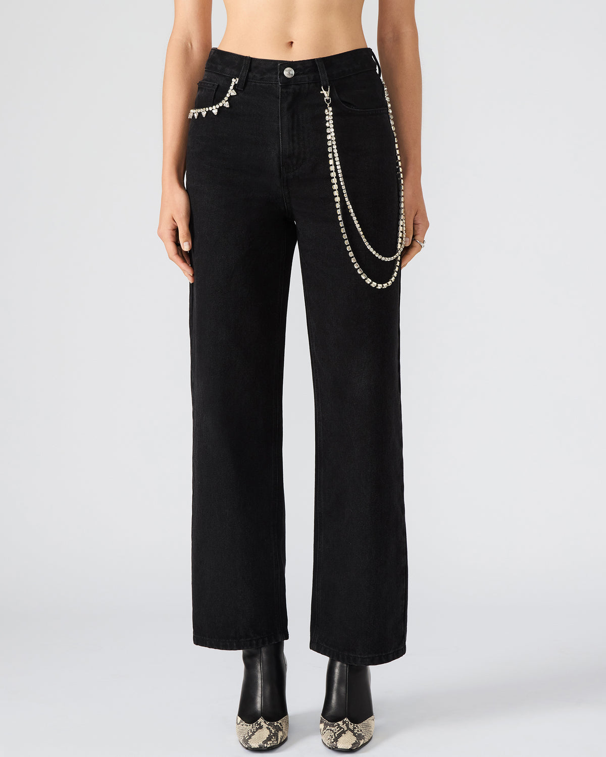 SWIFT Black Wide-Leg Denim Chain Women's Jean - Steve Madden
