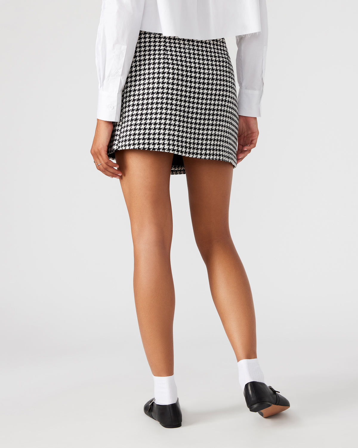 LEON Black/White Women's Wrap Mini Skirt - Steve Madden